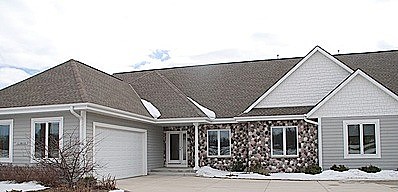 W314N354 Lara Ln # 401, Delafield, WI 53018 