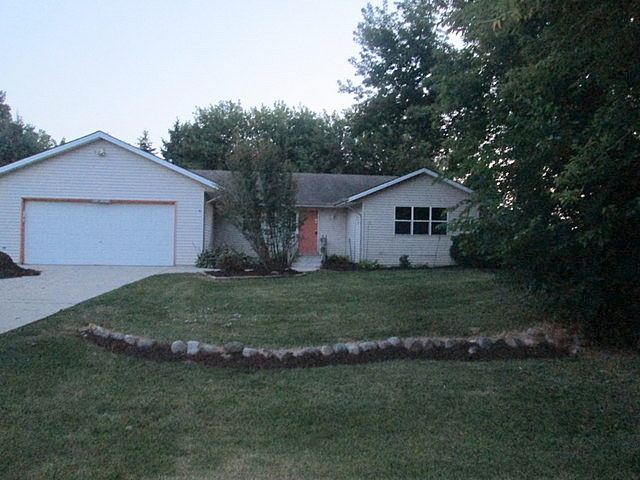 Hill N Dale, Pewaukee, WI 53072 