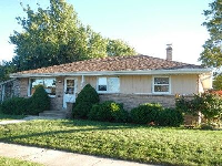 7925 W Holt Ave, Milwaukee, WI 53219 