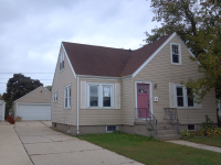829 Jackson St, Mantowoc, WI 54220 