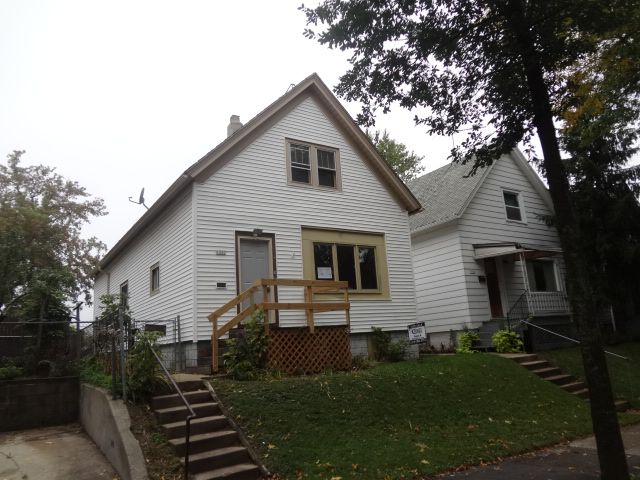 1567 S 24th Street, Milwaukee, WI 53204 