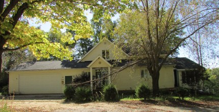 W3693 2nd St, Maiden Rock, WI 54750 