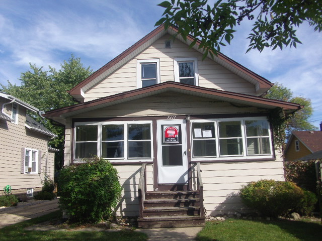 7317 38th Avenue, Kenosha, WI 53142 