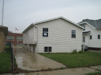 2016 Center St, Racine, WI 53403 