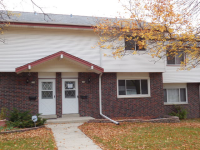 216 Morris St, Pewaukee, WI 53072 