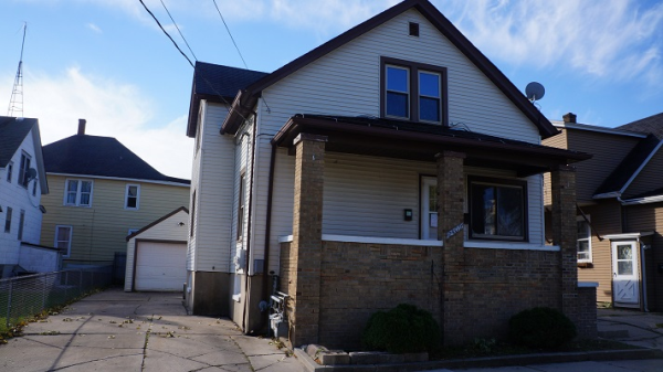 2409 53rd Street, Kenosha, WI 53140 