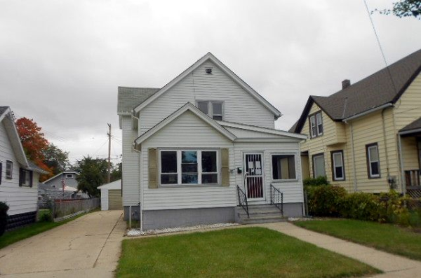 6106 32nd Avenue, Kenosha, WI 53142 