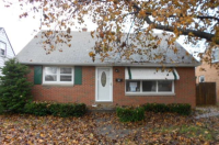 2905 15th Ave, South Milwaukee, WI 53172 