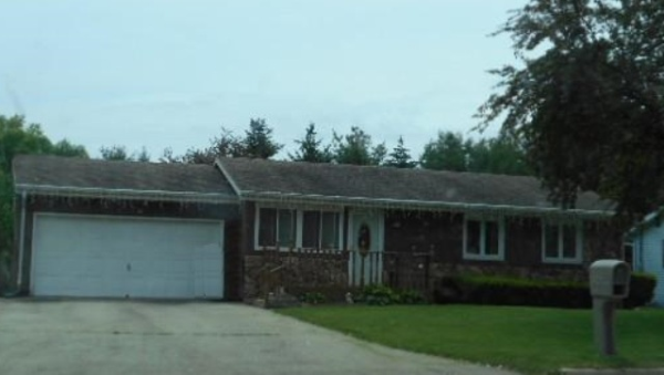 2115 Rockport Rd, Janesville, WI 53547 