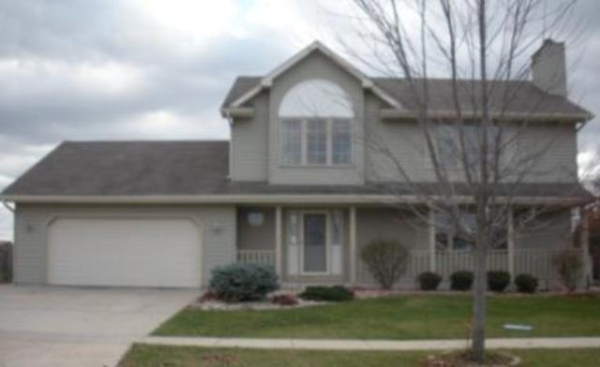 7013 55th St, Kenosha, WI 53144 