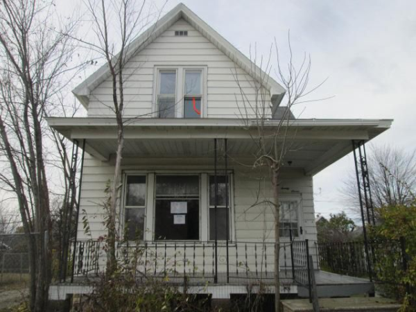 1627 Pierce Ave, Mariette, WI 54143 