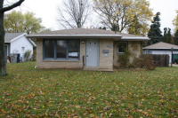 8852 West Denver Av, Milwaukee, WI 53224 