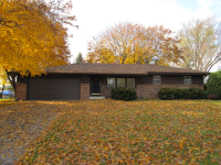 715 Sussex Dr, Janesville, WI 53546 