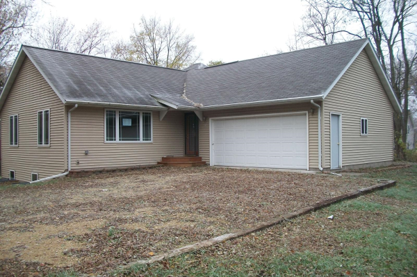 25 5th St, Pepin, WI 54759 