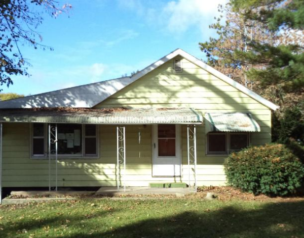 2813 Mabie St, Delavan, WI 53115 