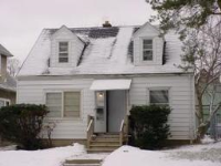 3223 W. Fairmount, Milwaukee, WI 53209 