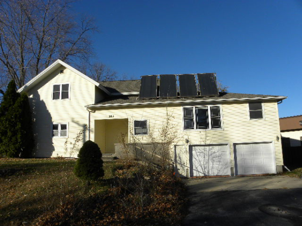 283 E Grant St, Lake Mills, WI 53551 