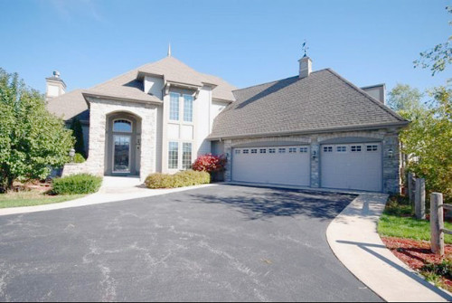 2430 Brookside Drive, Jackson, WI 53037 