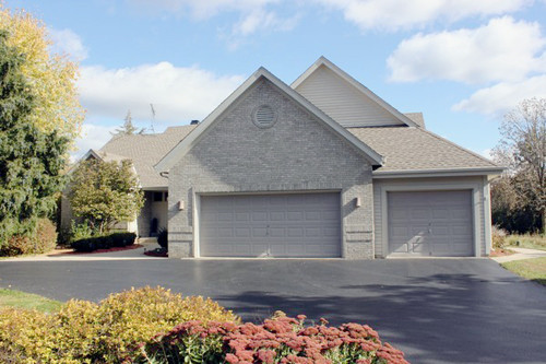 S22 W35534 Parry RD, Oconomowoc, WI 35534 