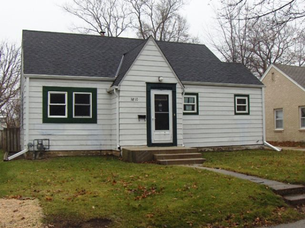 3810 S 5th Pl, Milwaukee, WI 53207 