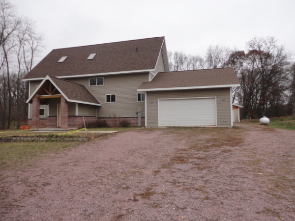 N 6808 Hillside Rd, Portage, WI 53901 