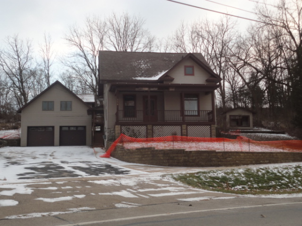 354 W Manchester St, Markesan, WI 53946 