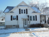 614 Rugby St, Oshkosh, WI 54902 
