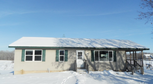 179 30th St, Clear Lake, WI 54005 