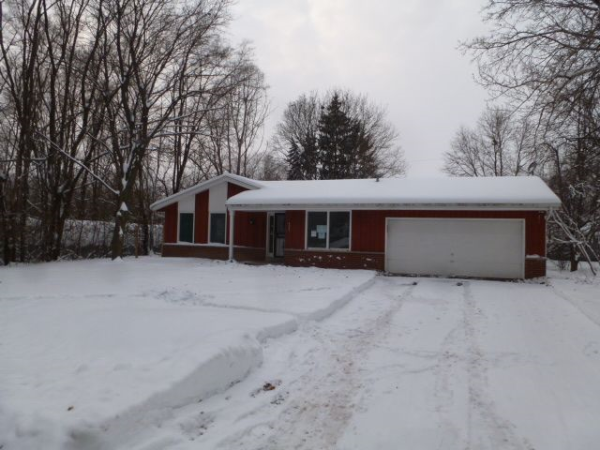 6227 N 106th St, Milwaukee, WI 53225 