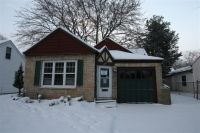 126 Antoinette St, Green Bay, WI 54303 