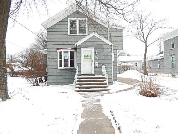 320 W Forest Ave, Neenah, WI 54956 