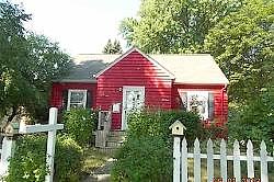 W58N385 Johnson Ave, Cedarburg, WI 53012 