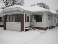 733 Arthur Ave, Racine, WI 53405 