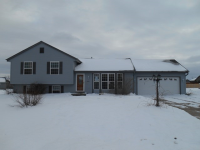 402 Larkin St, Eagle, WI 53119 