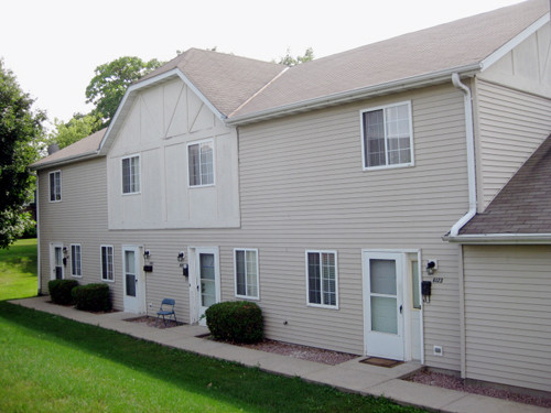 6125 W. Nebraska Ave, Milwaukee, WI 53220 