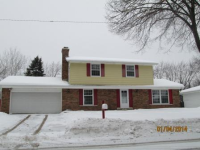 1720 Cottonwood Dr, Waukesha, WI 53189 