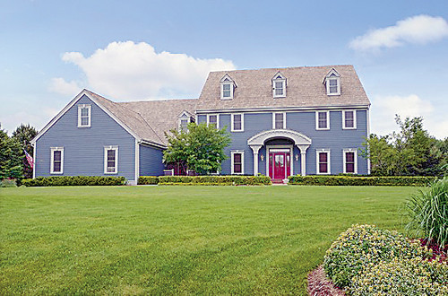 204 E Laurel Circle, Delafield, WI 53018 