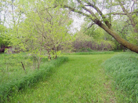 W239N3368 Pewaukee Rd, Pewaukee, WI 53072 