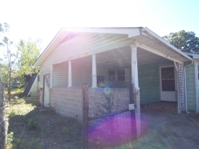 1031 POTTER RD, BESSEMER, AL 35020