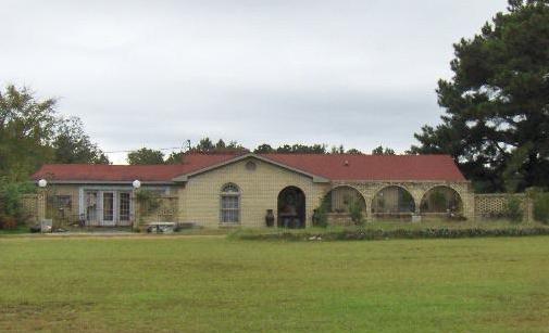 1653 Central Road, ECLECTIC, AL 36024