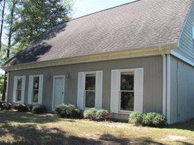 4532 E 2ND ST, NORTHPORT, AL 35473