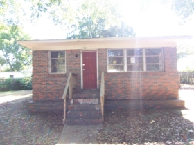 5501 WOODFIELD RD, MIDFIELD, AL 35228