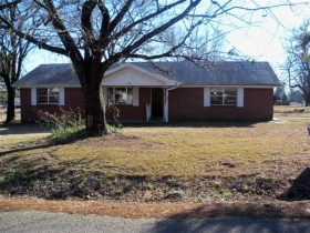 109 COLLEGE ST, COAL HILL, AR 72832 