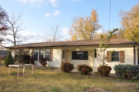 1109 E JEWELL ST, SILOAM SPRINGS, AR 72761 