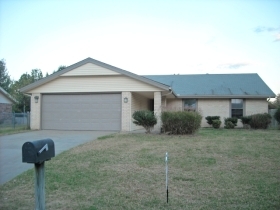 1536 HERITAGE CIR, ROGERS, AR 72758 