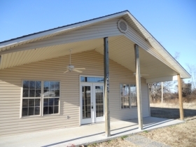 24047 FLOYD MOORE ROAD, GENTRY, AR 72734 