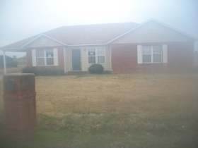 402 ELAM ST, ENGLAND, AR 72046 