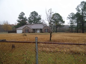 4305 CHARLES RD, WHITE HALL, AR 71602 