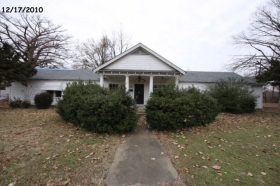 644 E WALNUT ST, BLYTHEVILLE, AR 72315 