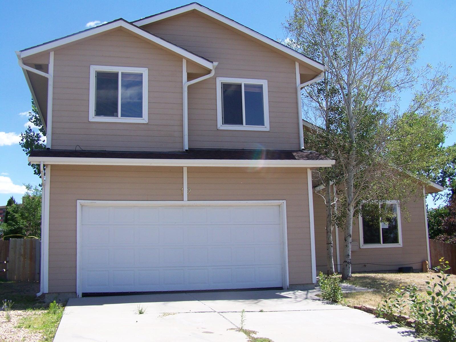 12 Blue Sky Court, PUEBLO, CO 81001 
